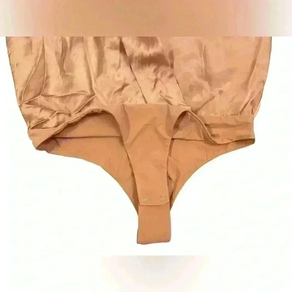 MICHELLE MASON Silk Cami Wrap Bodysuit in Desert Rose Size 6 - Picture 8 of 9